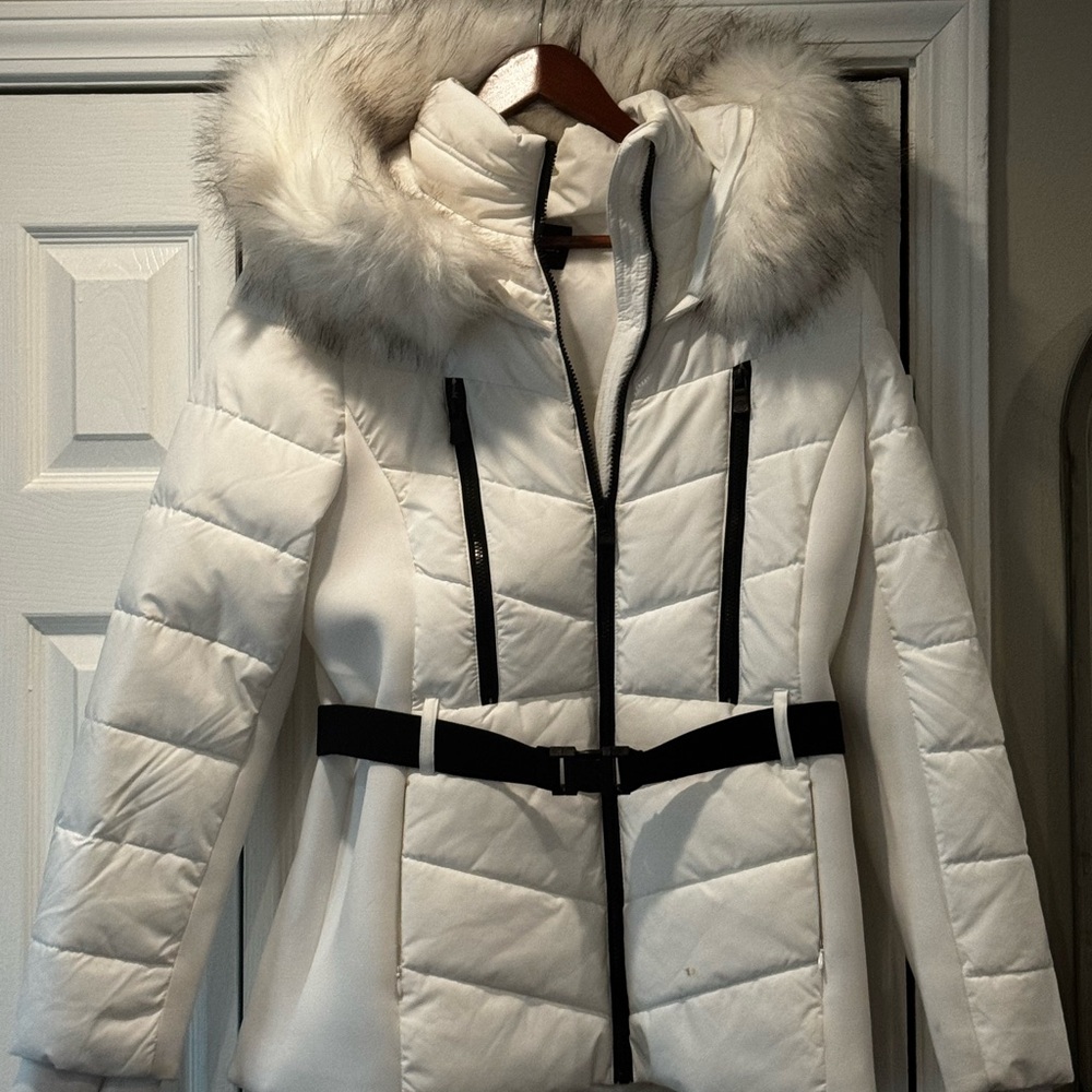 Women's White Fur-Trimmed Jacket